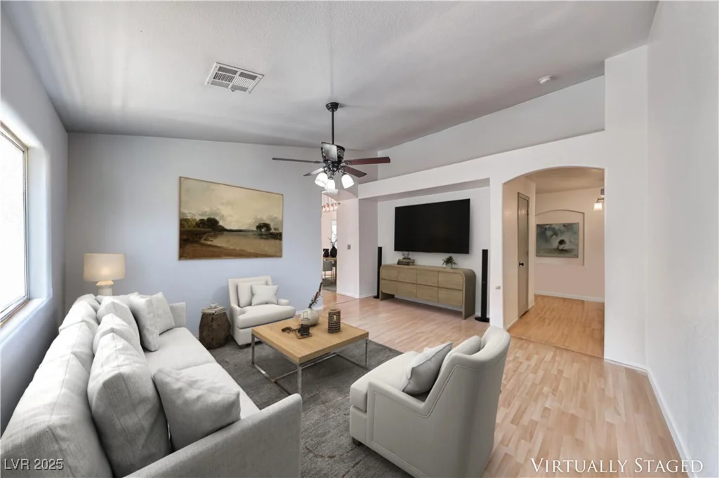 990 Ridge Path, Henderson, NV 89015