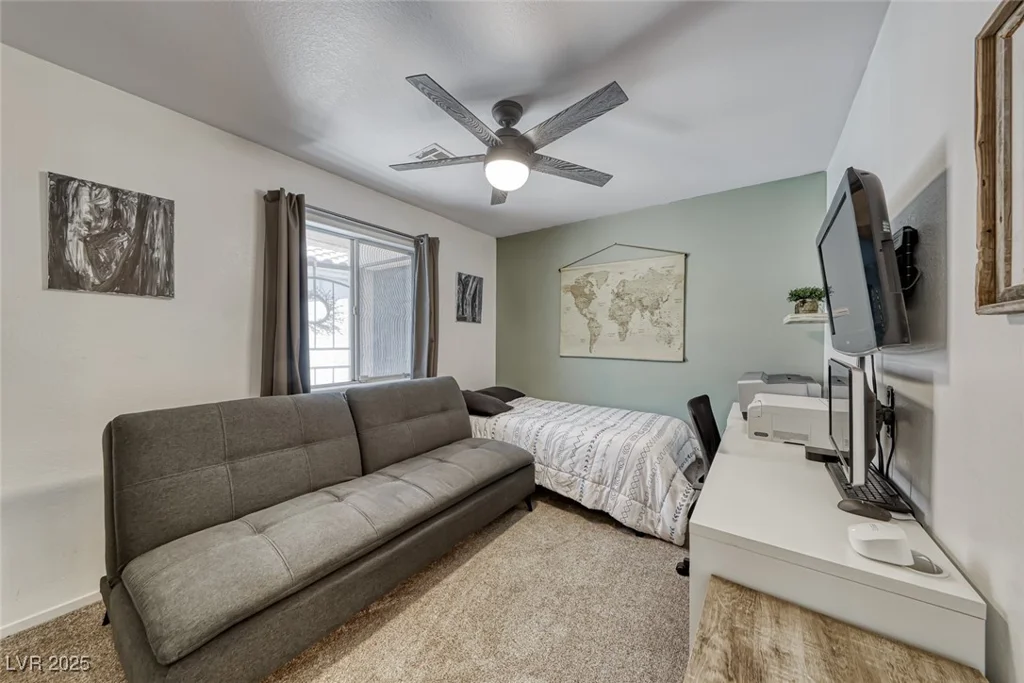 990 Ridge Path, Henderson, NV 89015
