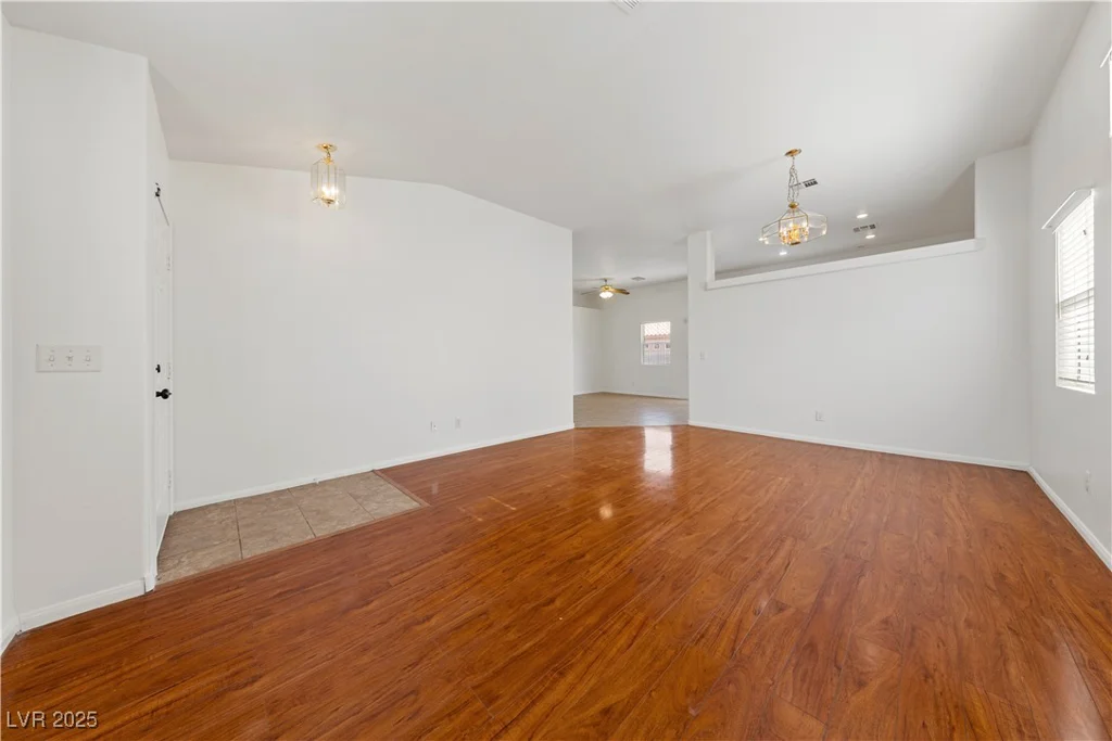 3027 Beaufort, North Las Vegas, NV 89032