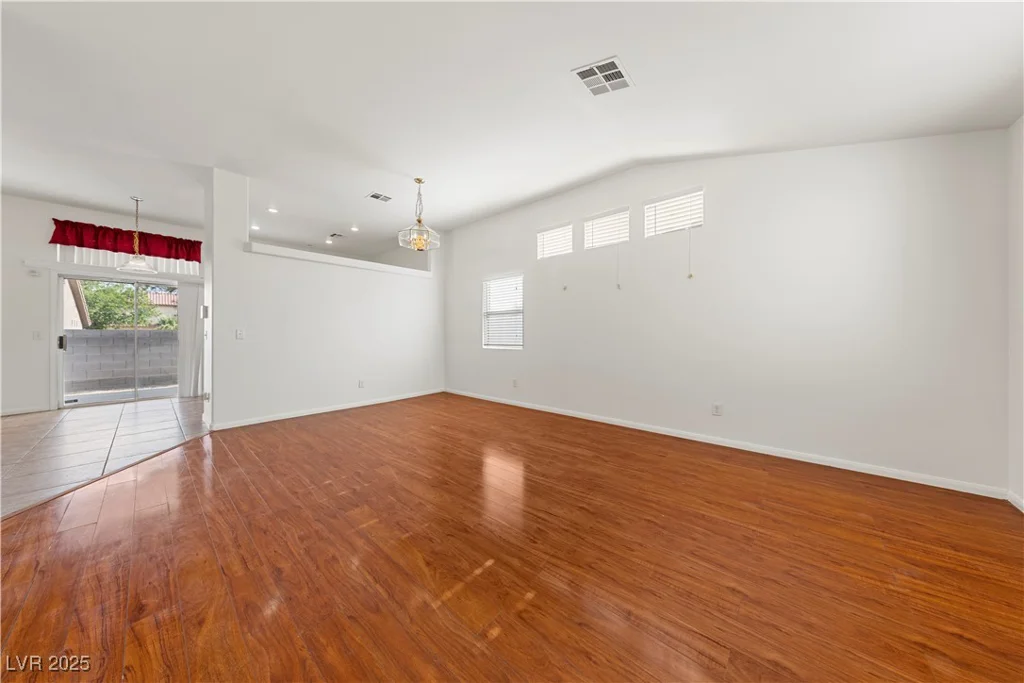 3027 Beaufort, North Las Vegas, NV 89032