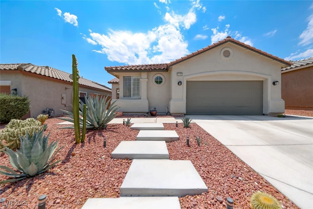 10193 Queens Church, Las Vegas, NV 89135