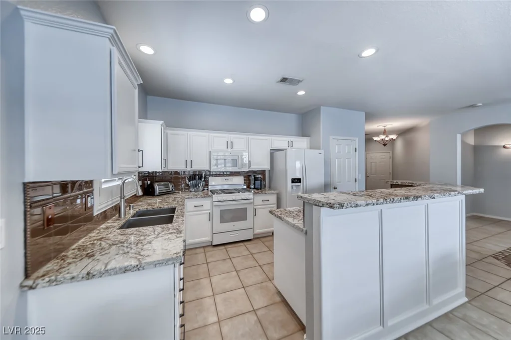 10193 Queens Church, Las Vegas, NV 89135