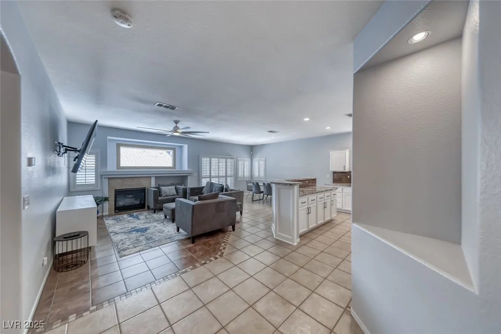 10193 Queens Church, Las Vegas, NV 89135