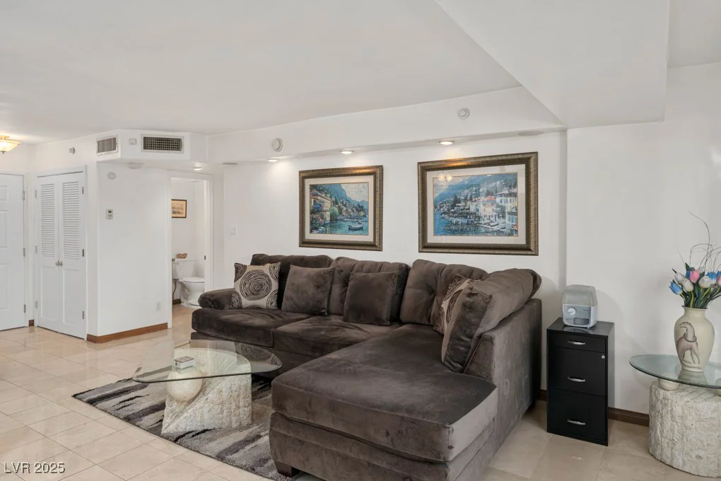 3700 Las Vegas, Las Vegas, NV 89109