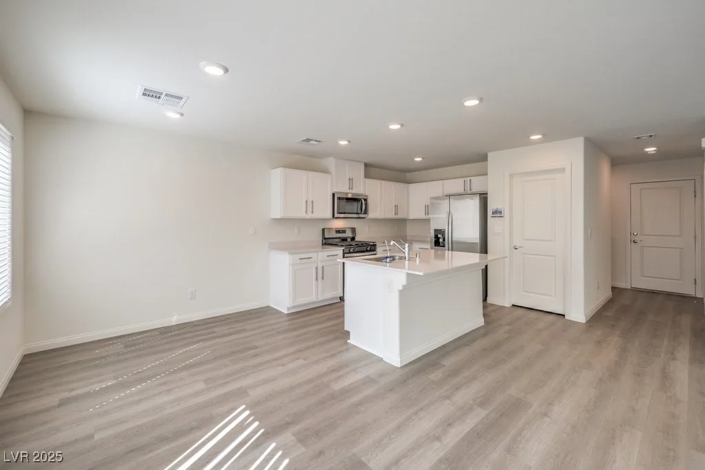 2602 BEGONIA FALLS, North Las Vegas, NV 89081