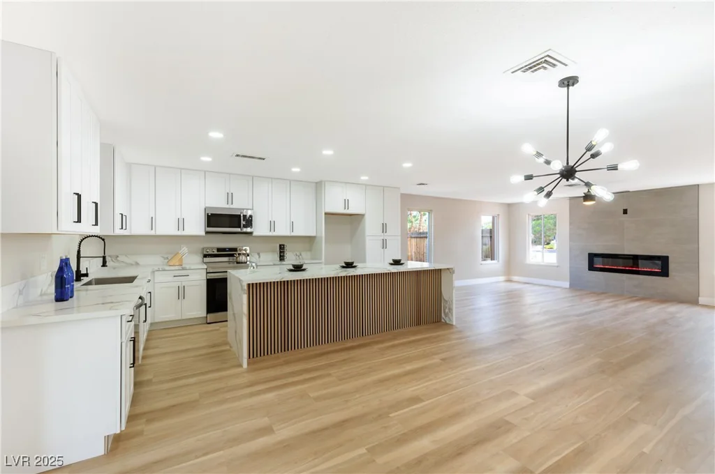 5517 Avenida Caballo, Las Vegas, NV 89108