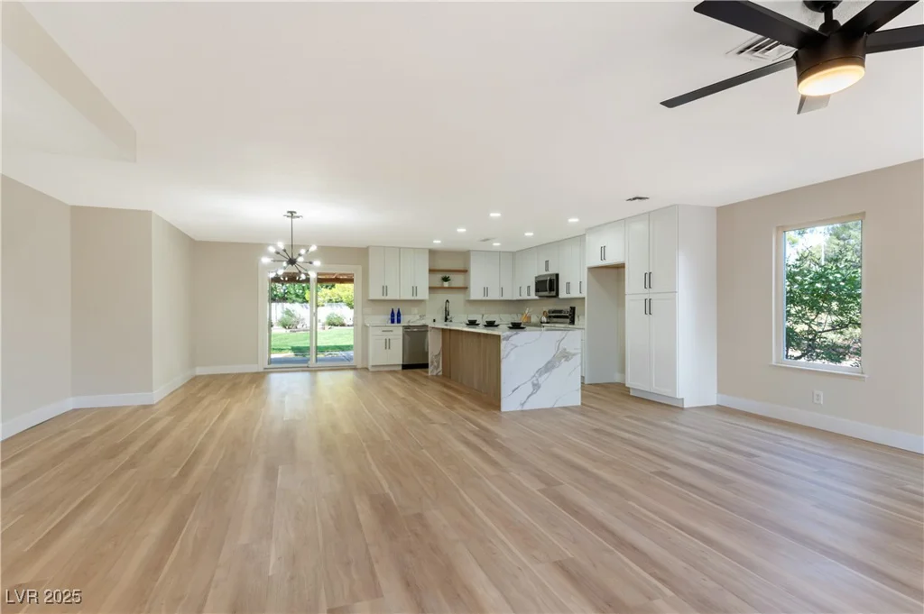 5517 Avenida Caballo, Las Vegas, NV 89108