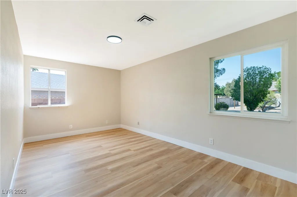 5517 Avenida Caballo, Las Vegas, NV 89108