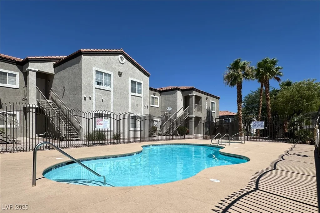 6160 Rumrill, Las Vegas, NV 89113