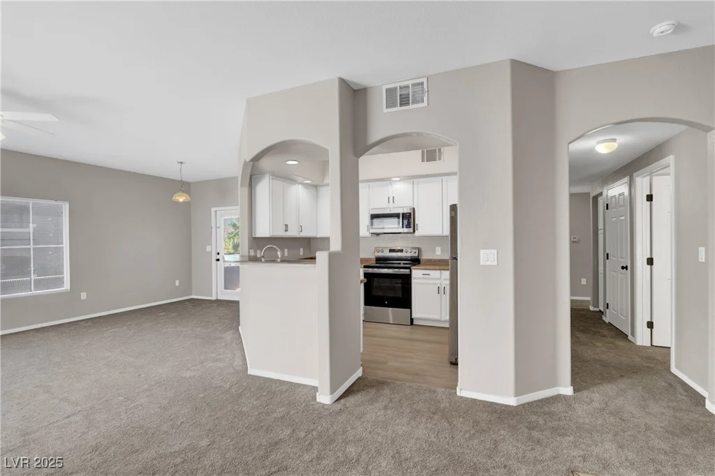 6160 Rumrill, Las Vegas, NV 89113