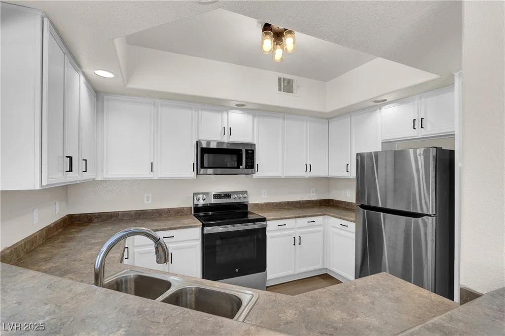 6160 Rumrill, Las Vegas, NV 89113