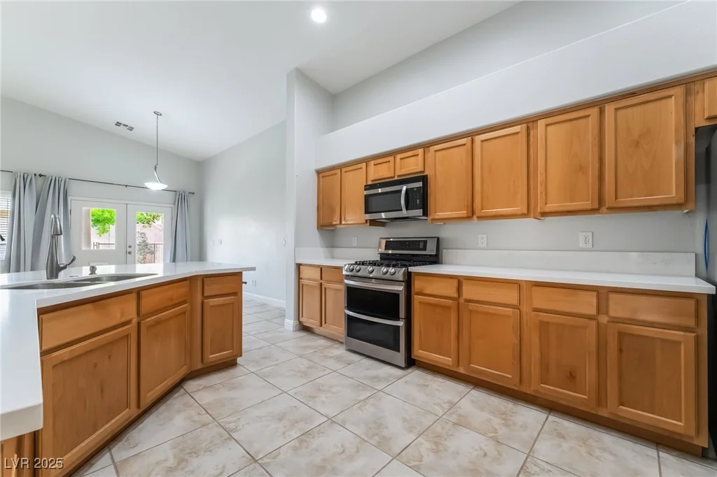 8805 Don Horton, Las Vegas, NV 89178