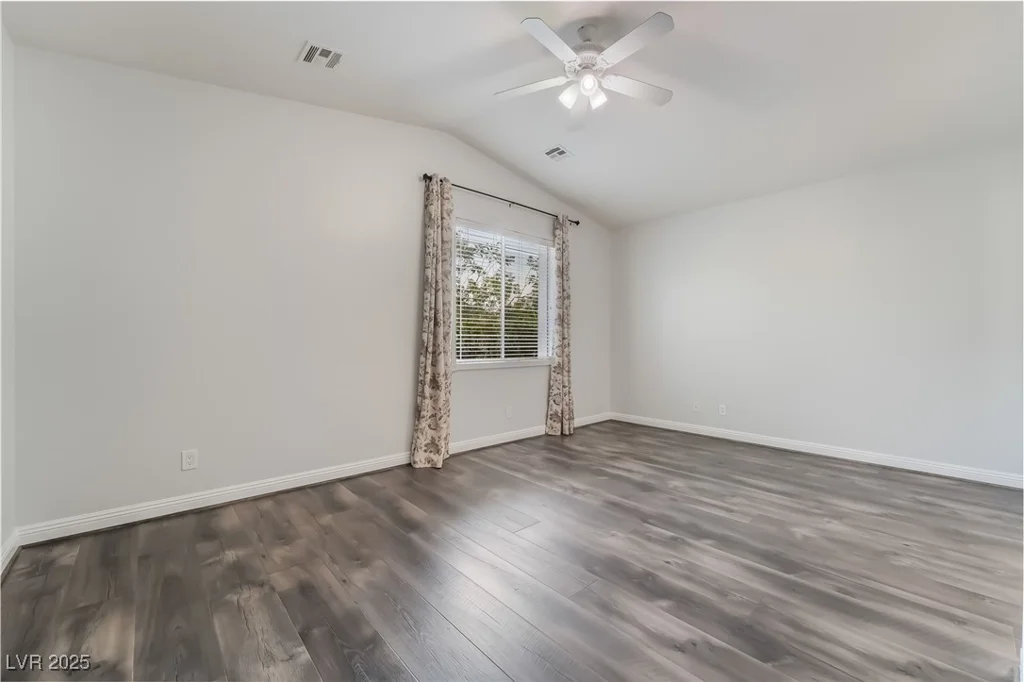 8805 Don Horton, Las Vegas, NV 89178