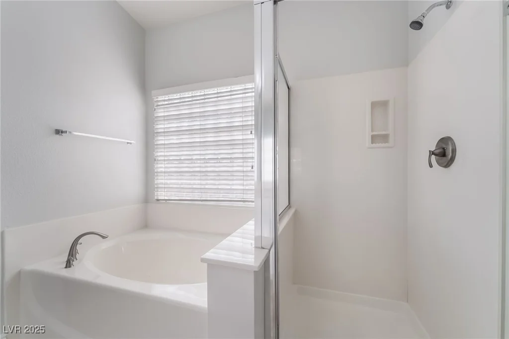 8805 Don Horton, Las Vegas, NV 89178