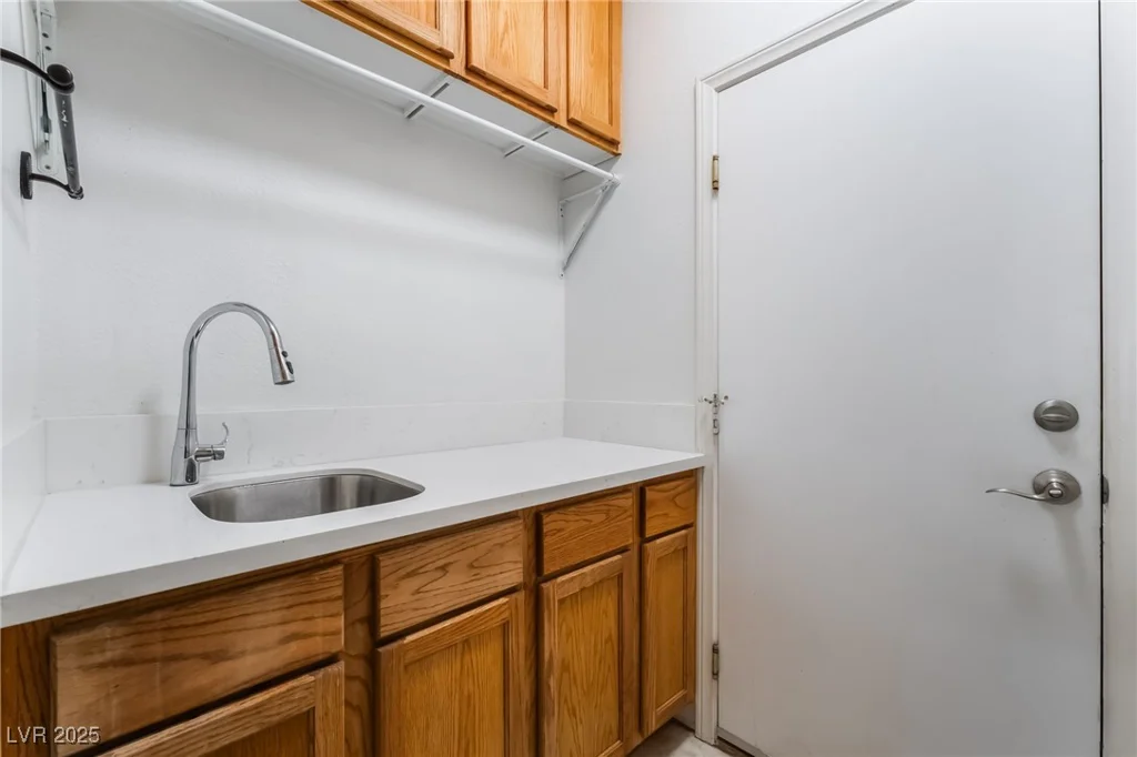 8805 Don Horton, Las Vegas, NV 89178