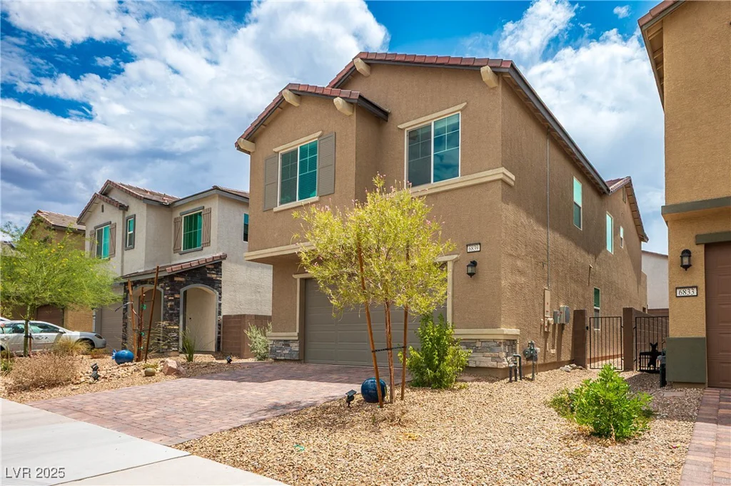 6839 Greensmen, Las Vegas, NV 89156