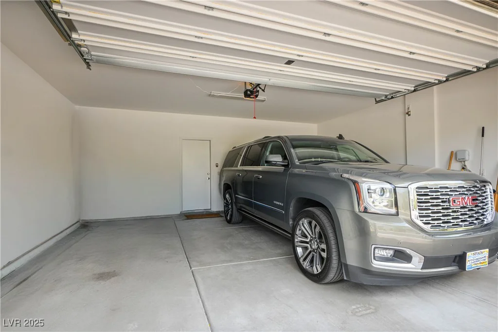 6839 Greensmen, Las Vegas, NV 89156