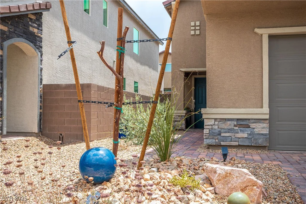 6839 Greensmen, Las Vegas, NV 89156