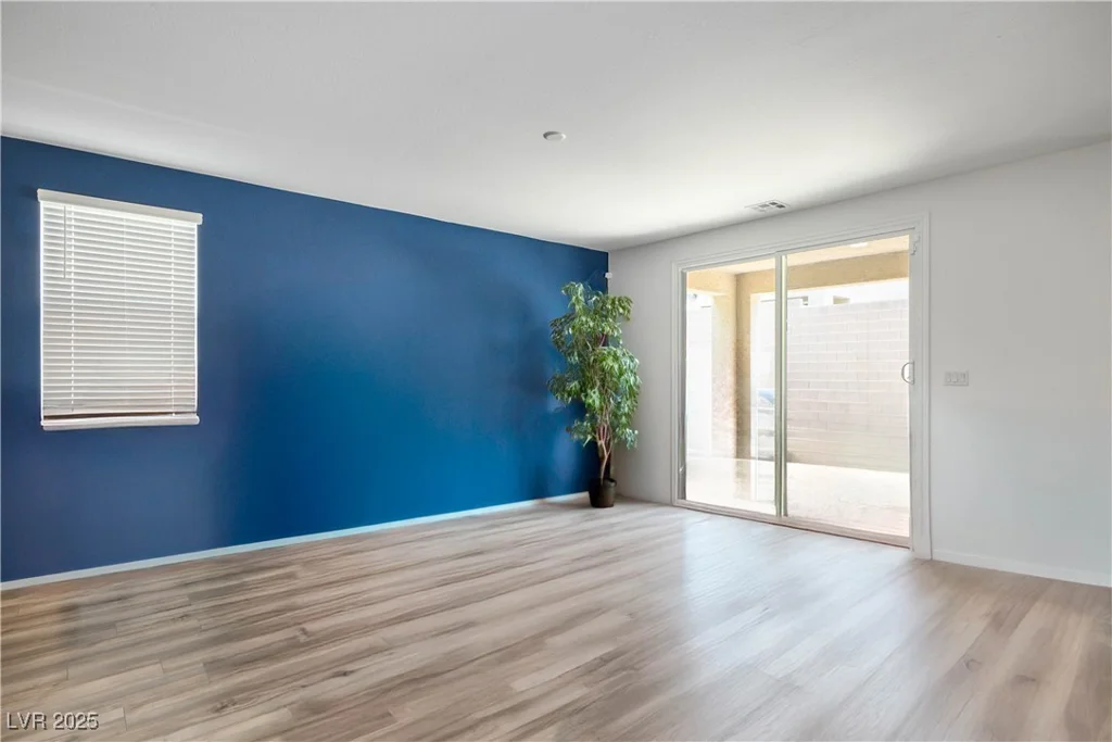 6839 Greensmen, Las Vegas, NV 89156