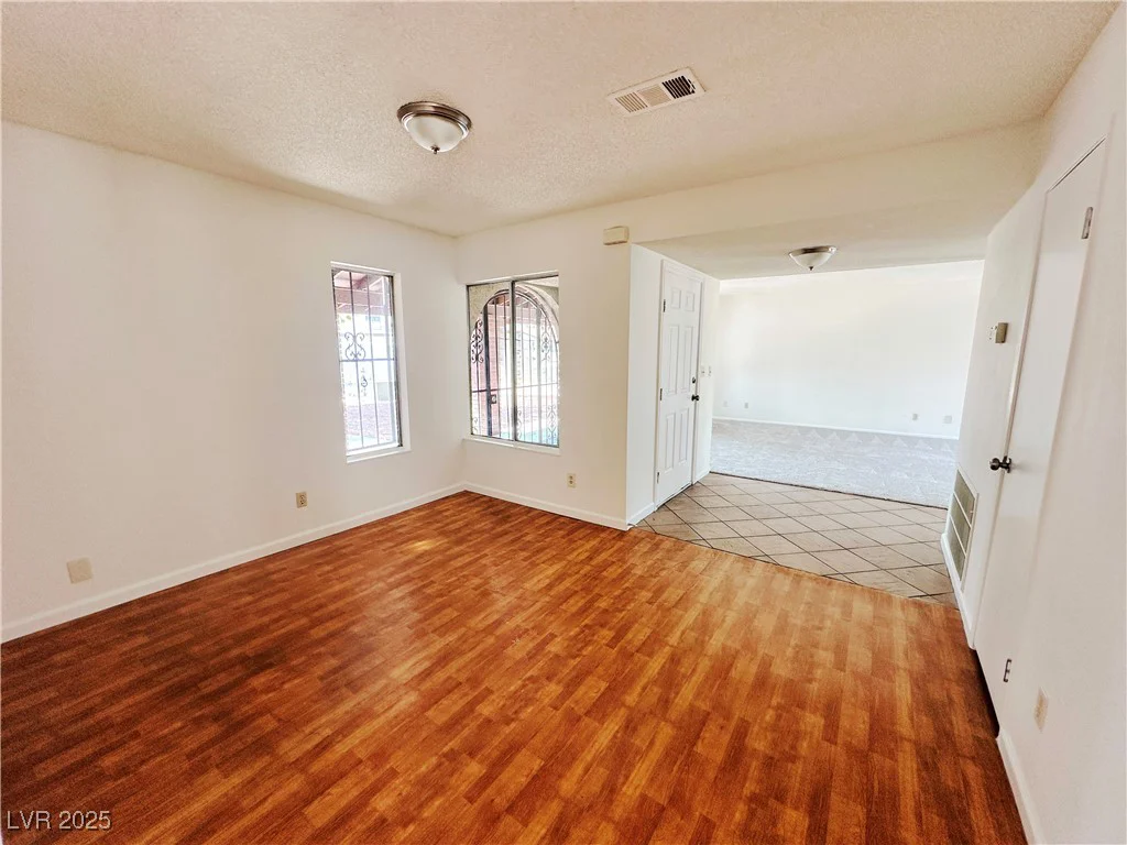 5254 Sunnywood, Las Vegas, NV 89120