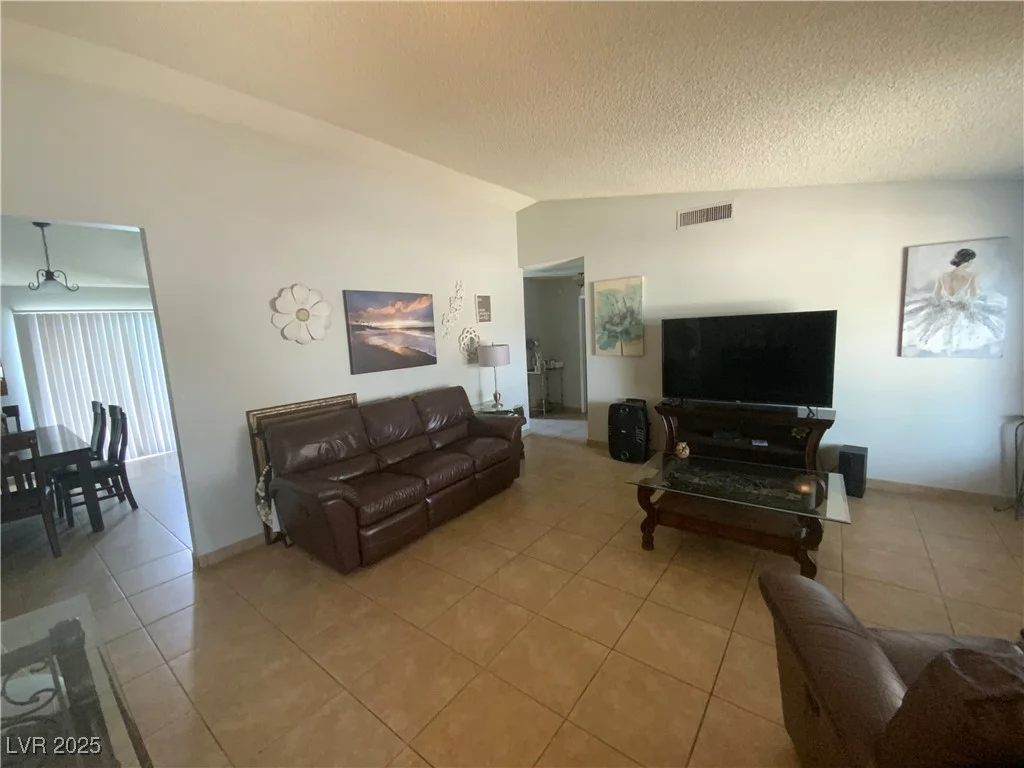 5753 Monroe, Las Vegas, NV 89110