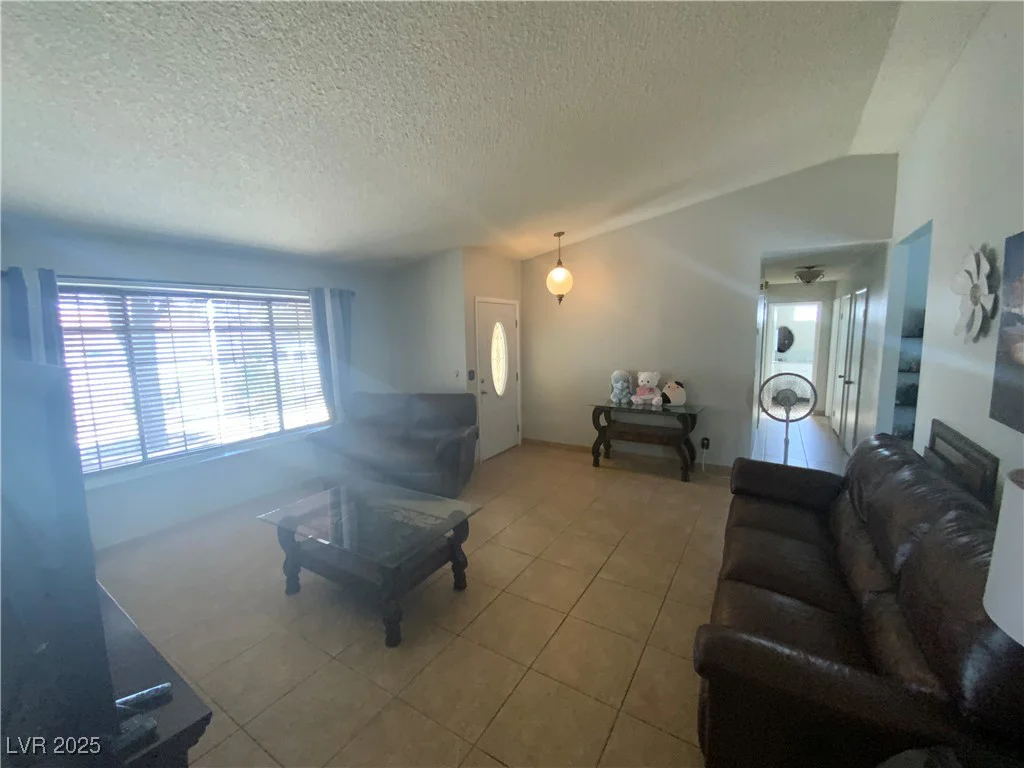 5753 Monroe, Las Vegas, NV 89110