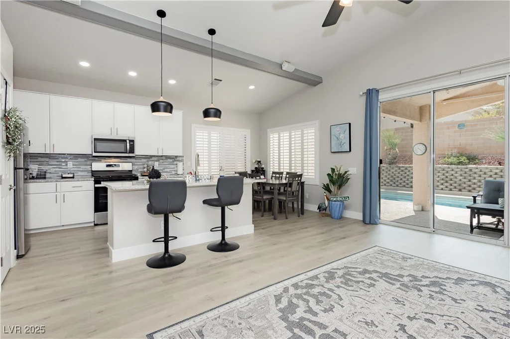 3025 Pismo Beach, Las Vegas, NV 89128