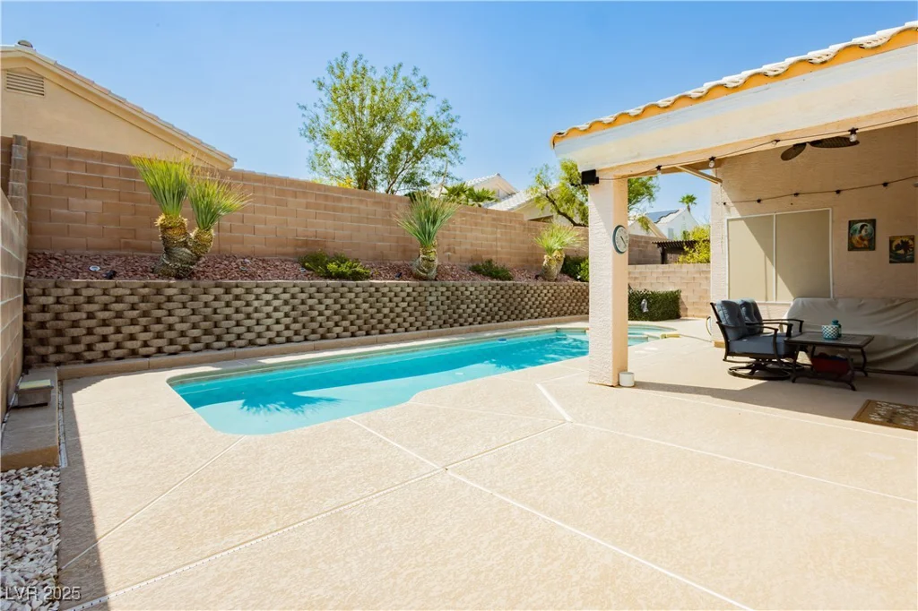 3025 Pismo Beach, Las Vegas, NV 89128