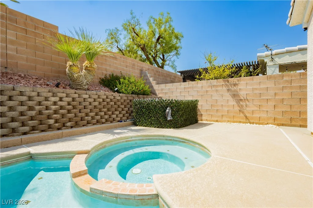 3025 Pismo Beach, Las Vegas, NV 89128