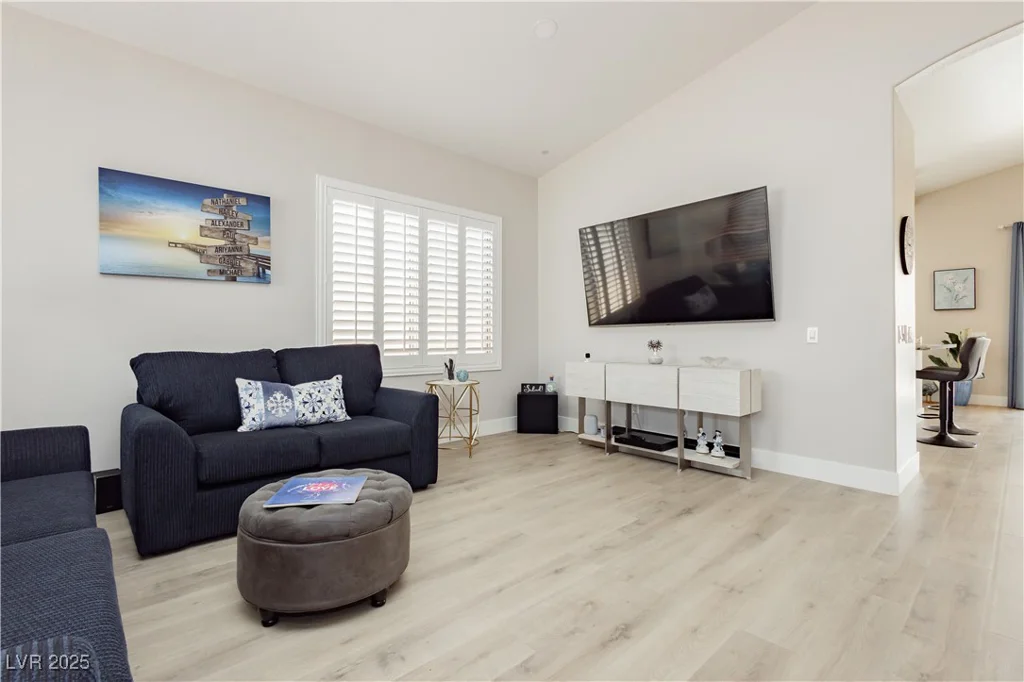 3025 Pismo Beach, Las Vegas, NV 89128