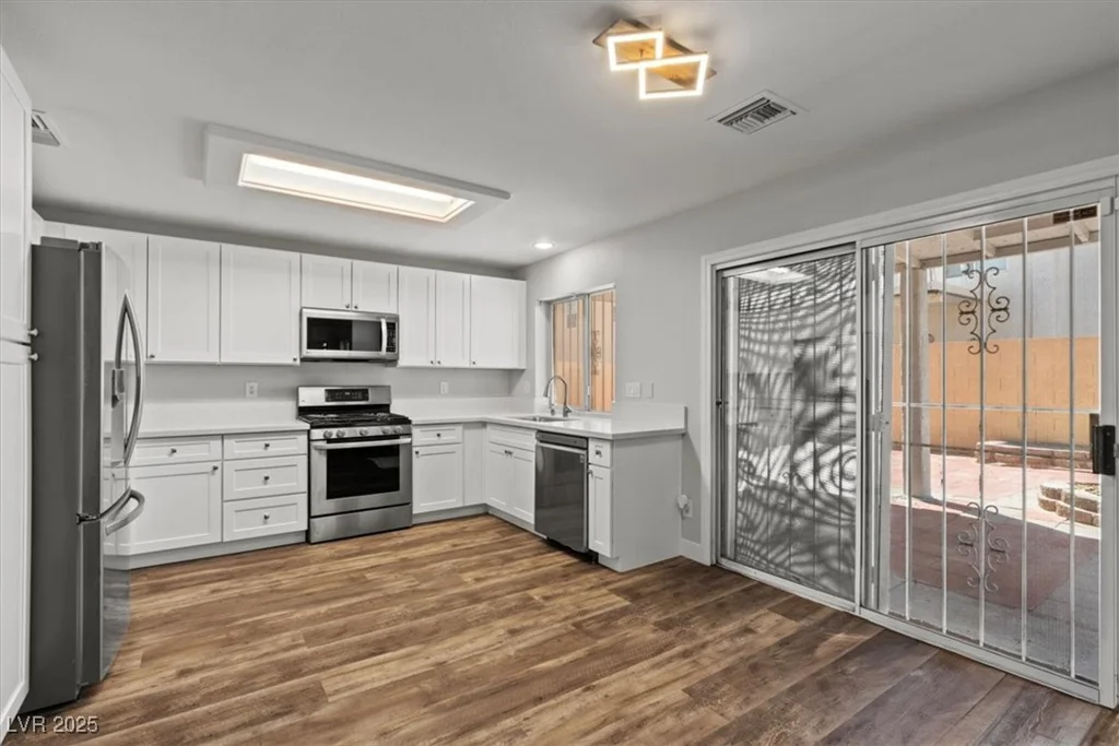 6063 Peach Orchard, Las Vegas, NV 89142