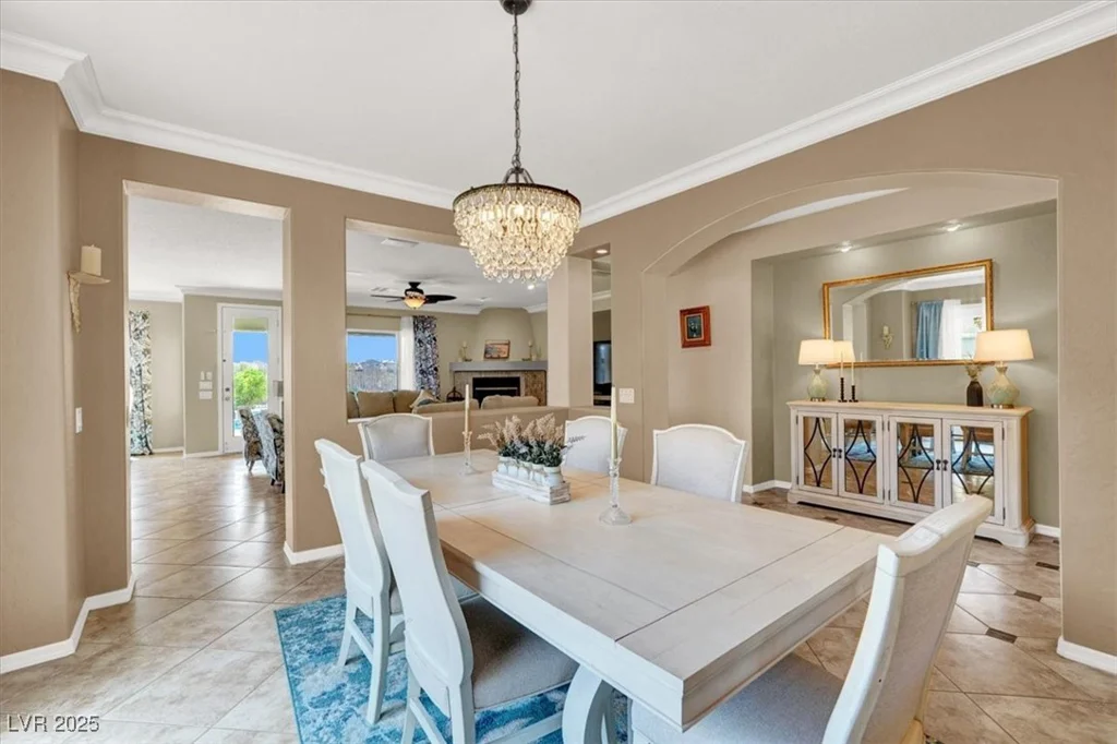8161 Bay Colony, Las Vegas, NV 89131