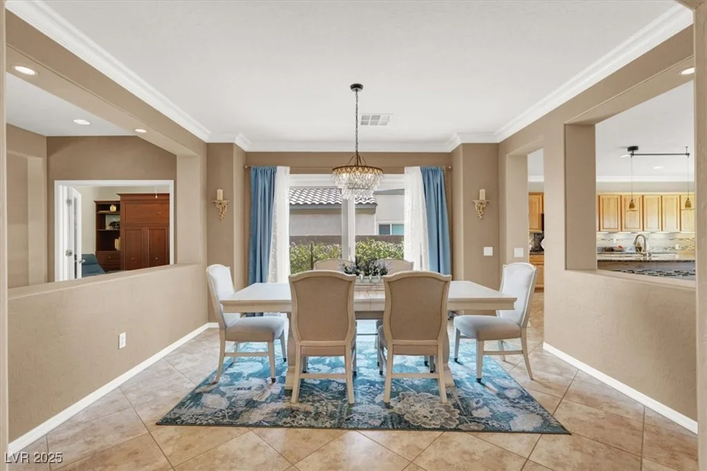 8161 Bay Colony, Las Vegas, NV 89131