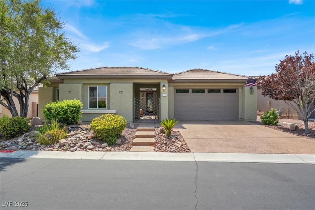 8161 Bay Colony, Las Vegas, NV 89131