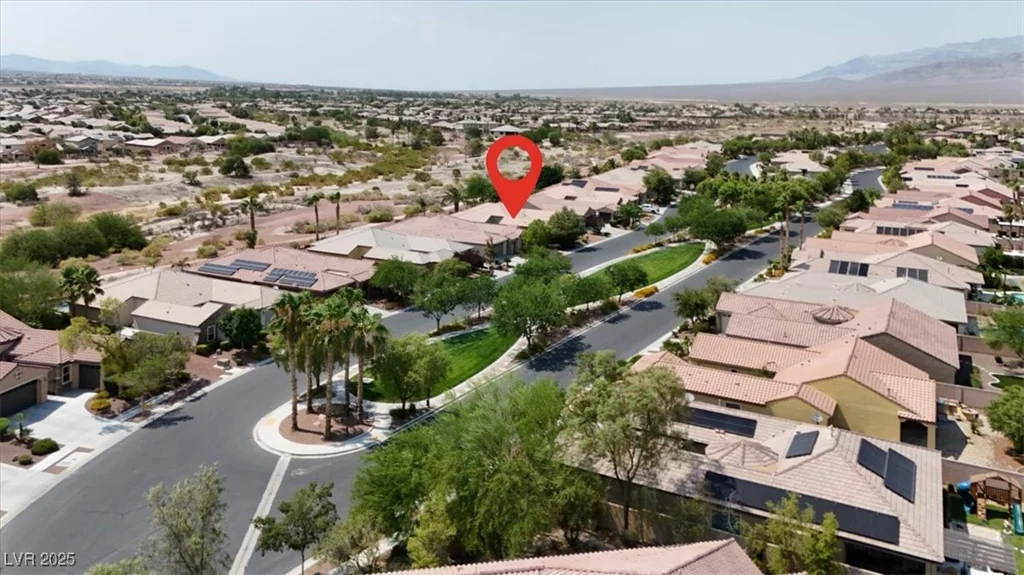 8161 Bay Colony, Las Vegas, NV 89131