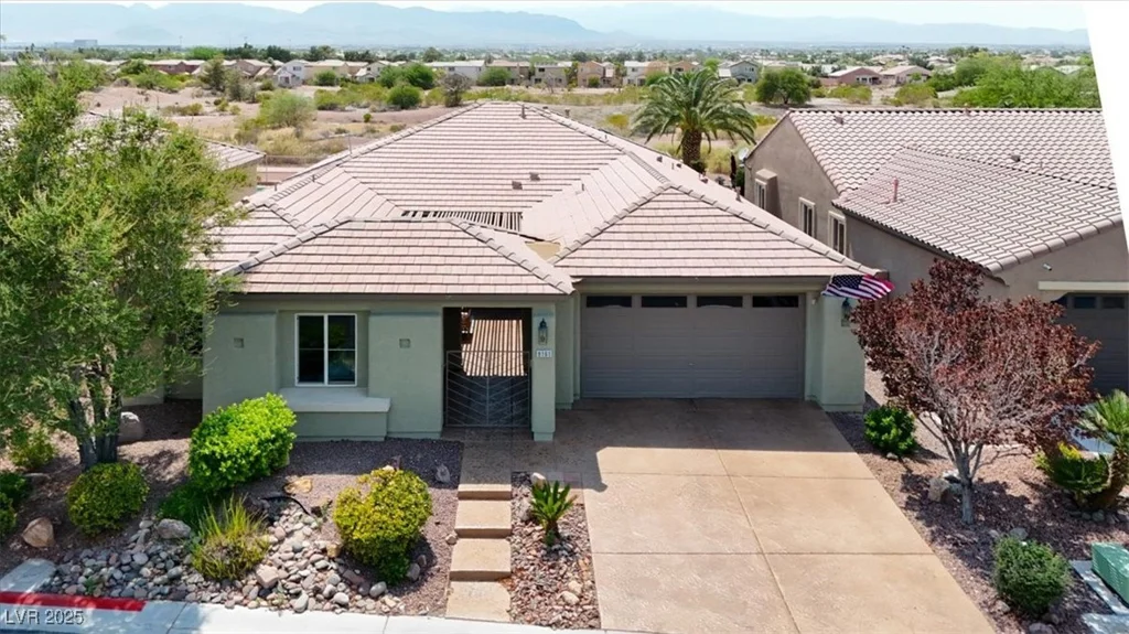8161 Bay Colony, Las Vegas, NV 89131