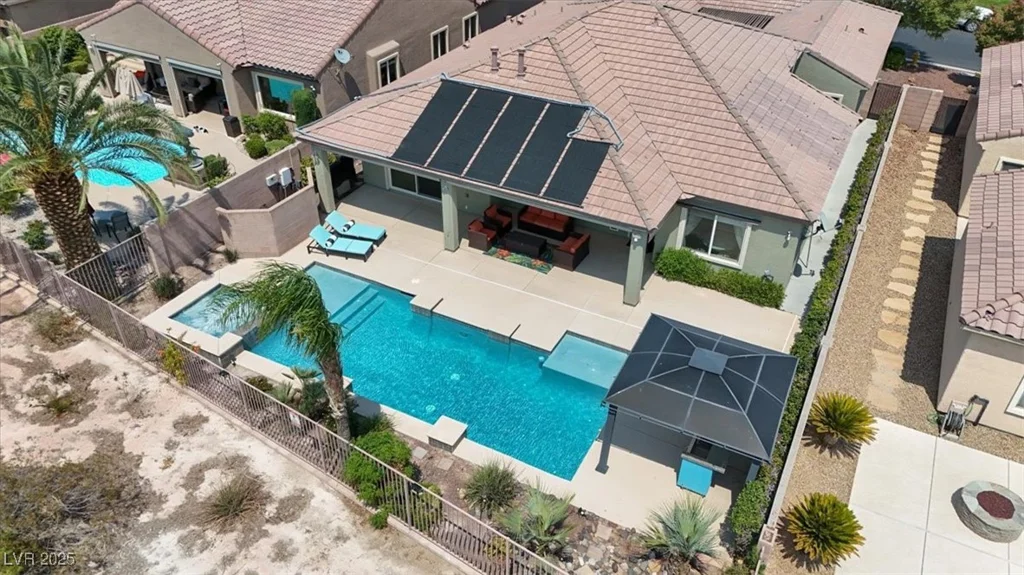 8161 Bay Colony, Las Vegas, NV 89131
