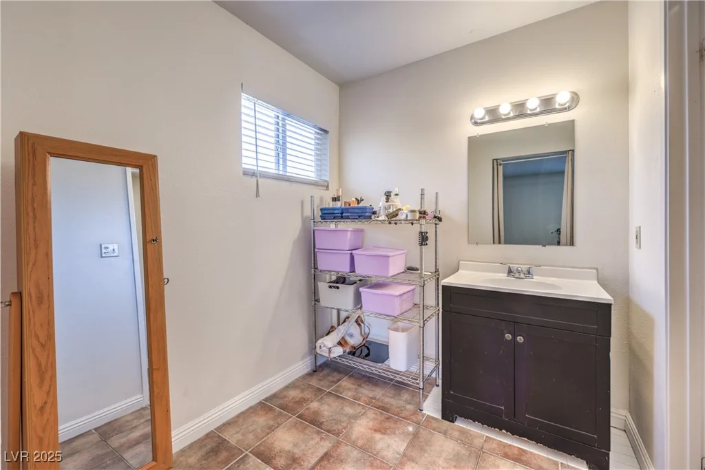 4443 El Cebra, Las Vegas, NV 89121