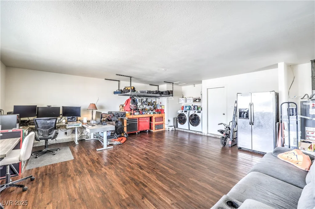 4443 El Cebra, Las Vegas, NV 89121