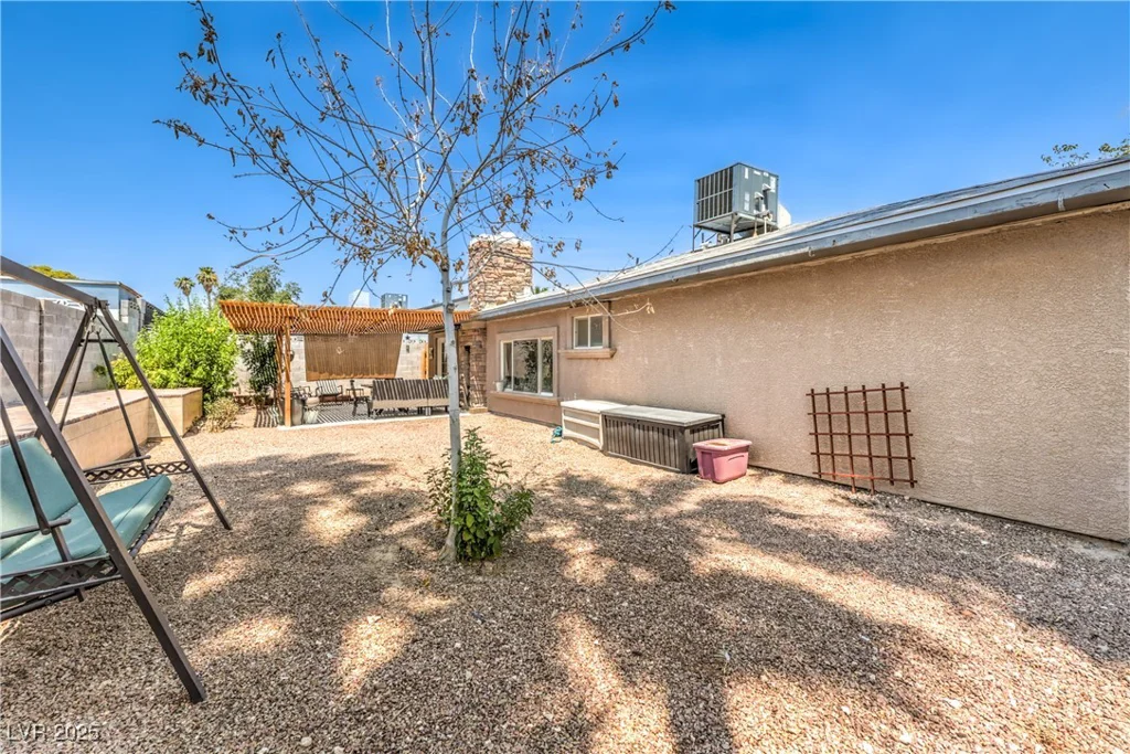 4443 El Cebra, Las Vegas, NV 89121