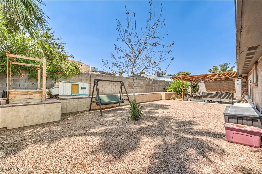 4443 El Cebra, Las Vegas, NV 89121