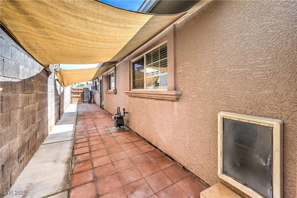 4443 El Cebra, Las Vegas, NV 89121
