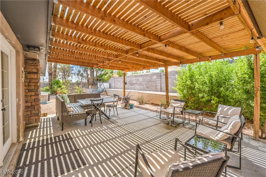 4443 El Cebra, Las Vegas, NV 89121
