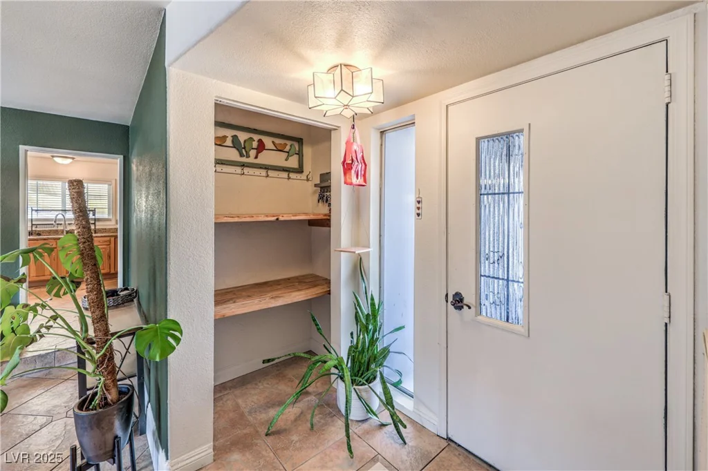 4443 El Cebra, Las Vegas, NV 89121
