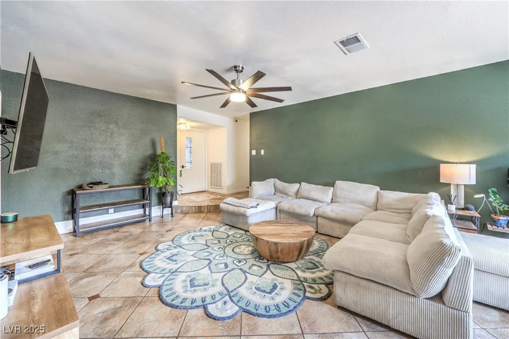 4443 El Cebra, Las Vegas, NV 89121