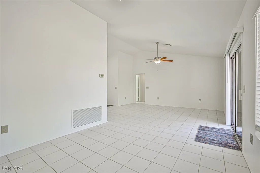 2520 Silverton, Las Vegas, NV 89134