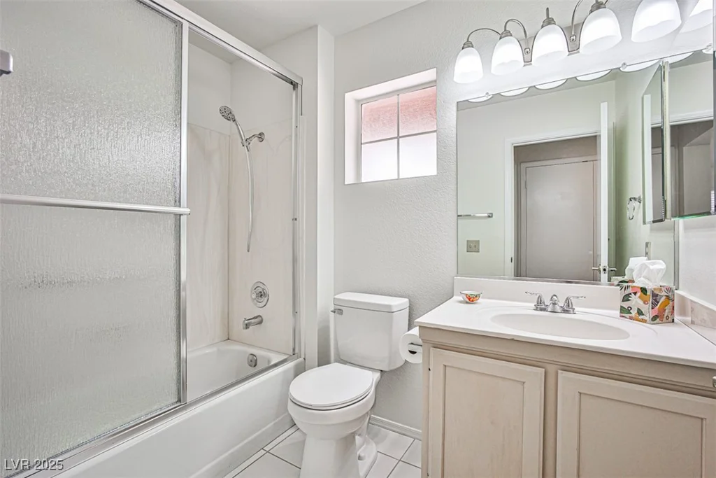 2520 Silverton, Las Vegas, NV 89134