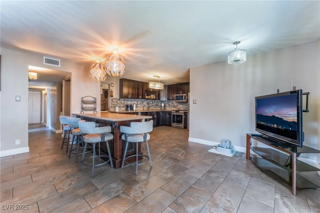 5384 Aston, Las Vegas, NV 89142