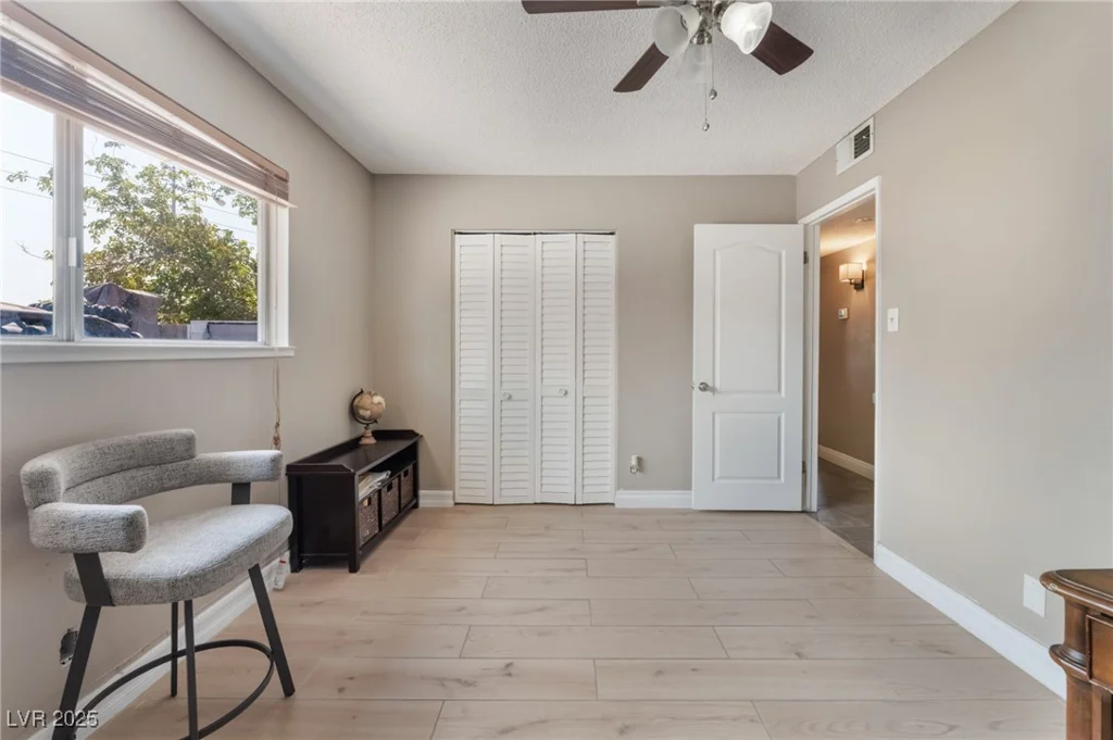 5384 Aston, Las Vegas, NV 89142