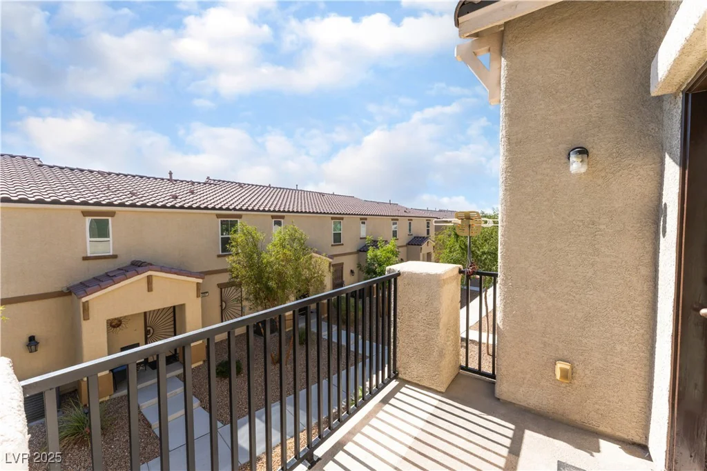 4588 Dover Straight, Las Vegas, NV 89115